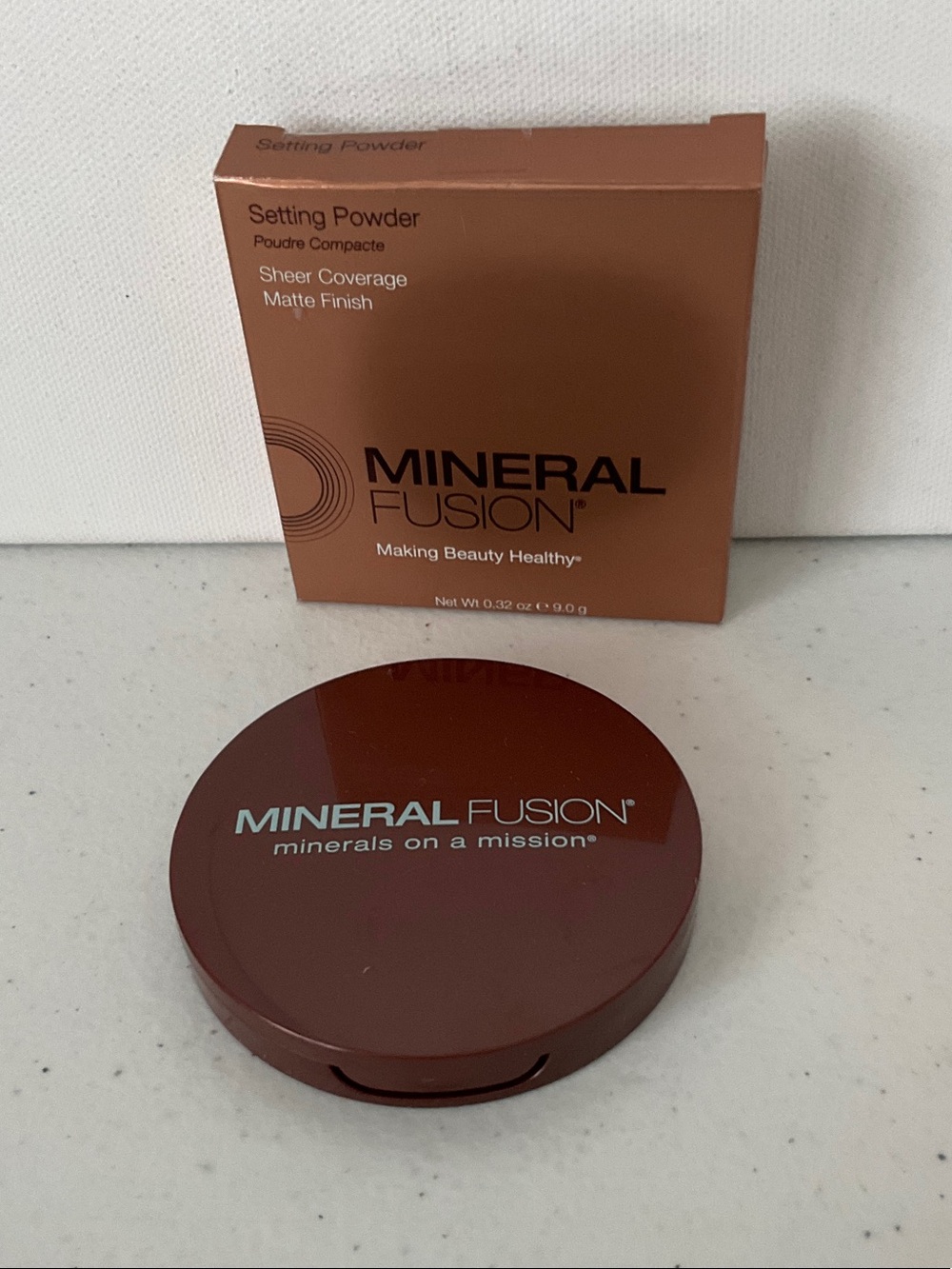 Mineral Fusion Setting Powder Compact - Picture 4 of 5